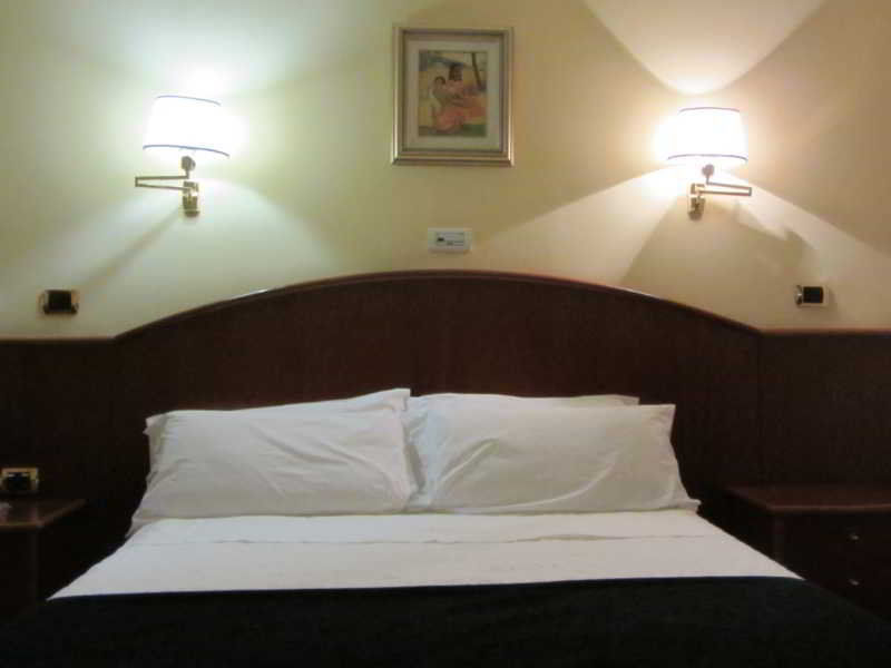 Hotel Princess Оренсе Экстерьер фото